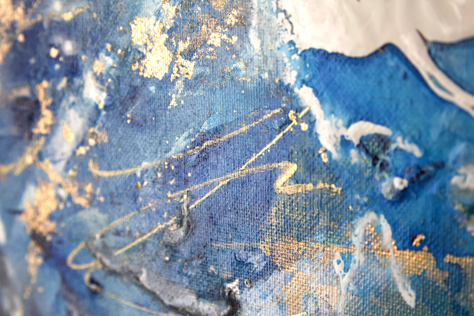 「Remembering blue」H34×W45cm, Acrylic paint, Plating pigment, Canvas, 2022